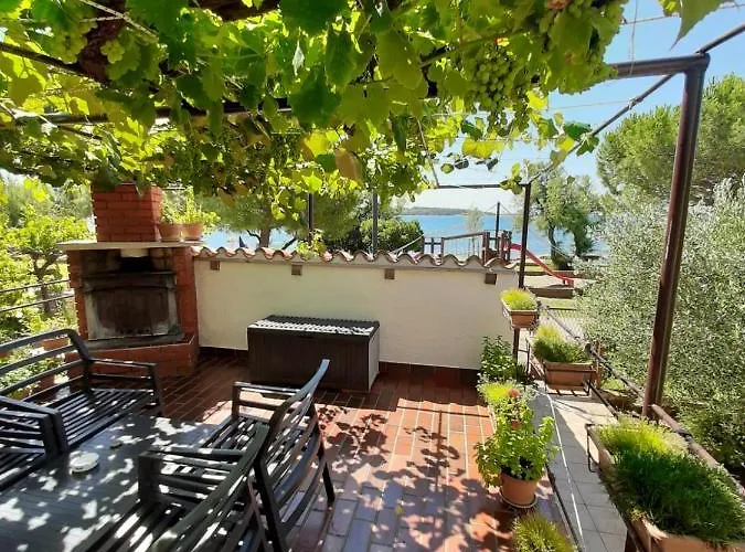 Riva Sea View 아파트